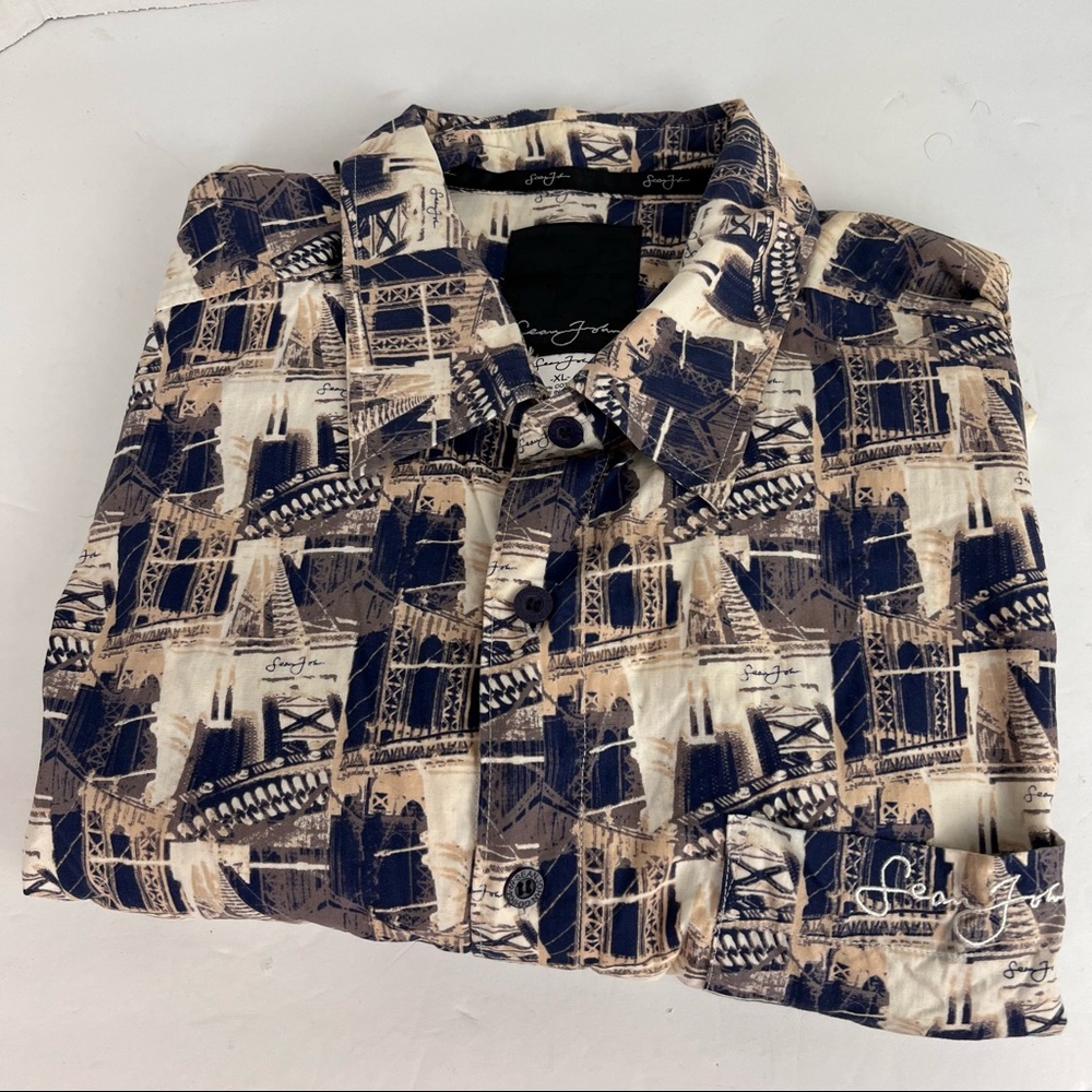 - Men’s Sean John button down shirt-city bridge print-XL